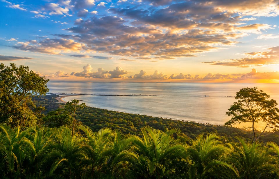 Wake up to one of Costa Rica’s most iconic views, overlooking the Pacific