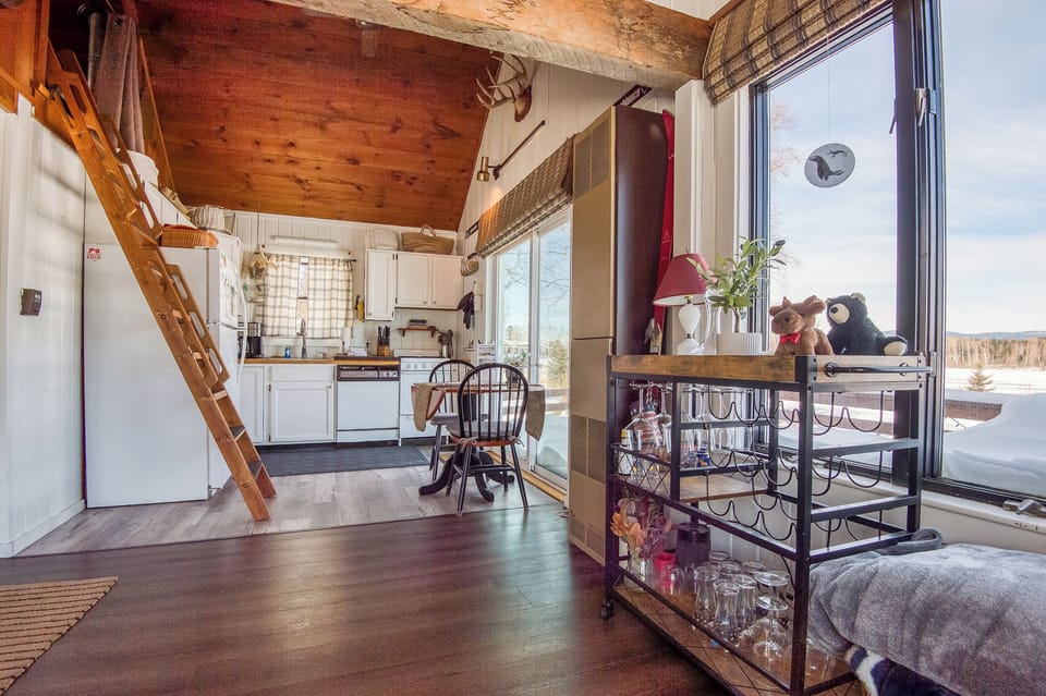 Kitchen and dining area
