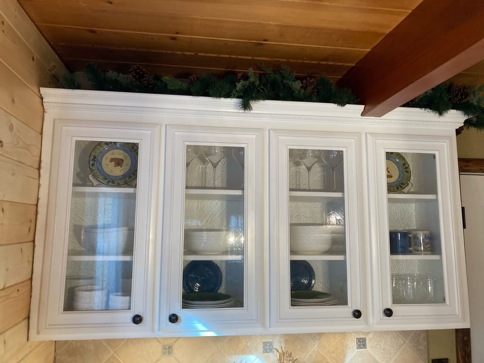 Dining hutch