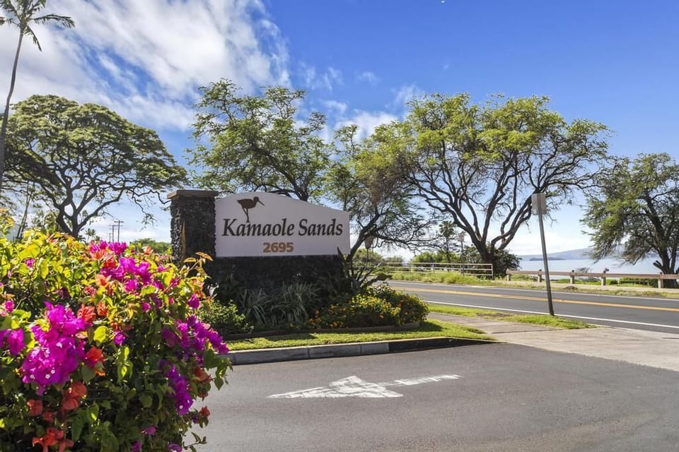 Kamaole Sands, 15 acres of beautiful grounds 