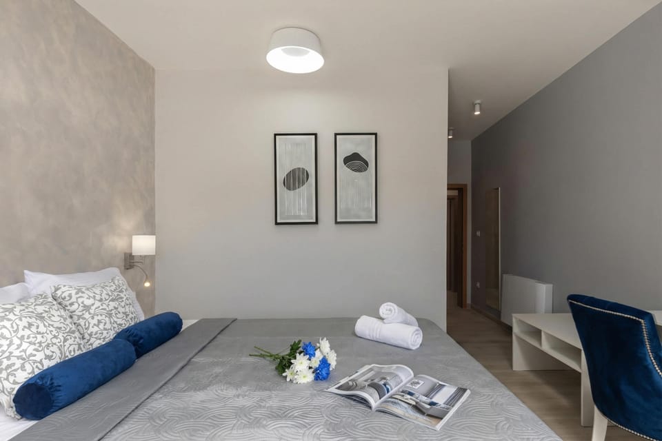 Family Apartment, 3 Bedrooms, Balcony, Sea Facing (Family Resort Santa Maria II) | 3 bedrooms, WiFi