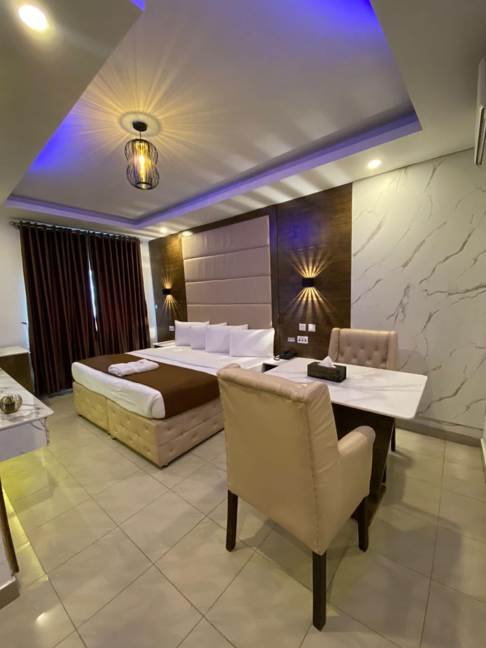 Royal Room | Premium bedding, free WiFi, bed sheets