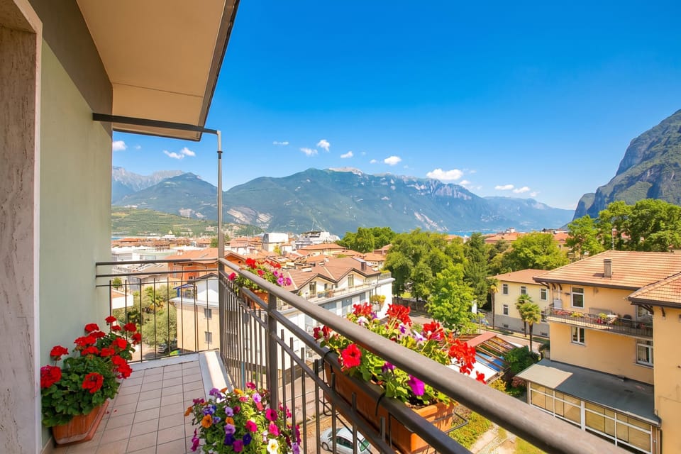 Family Apartment, 3 Bedrooms, Balcony (Riva del Garda Lake-View Balcony) | Property grounds