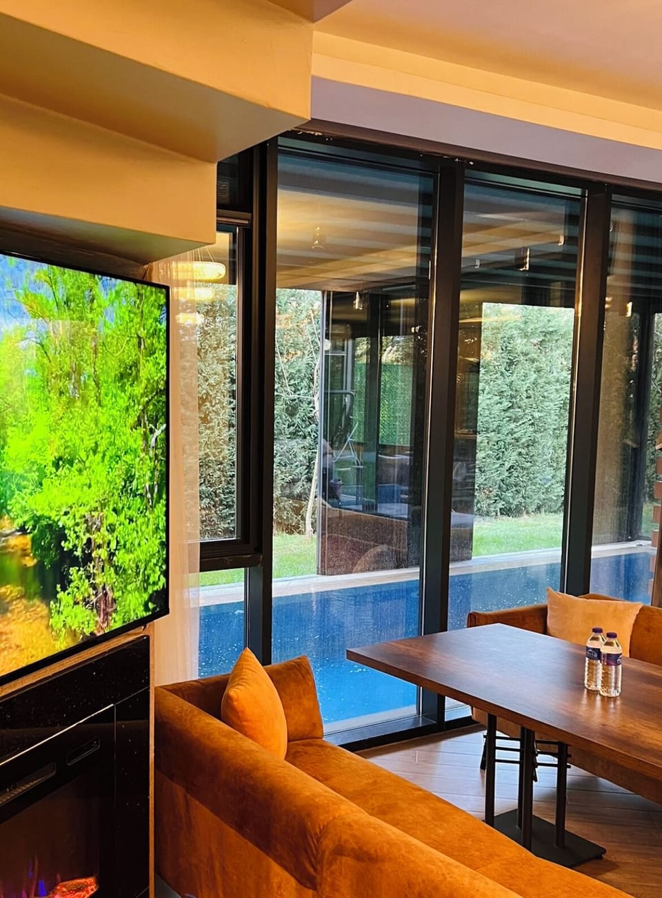 Exclusive Villa | 10 bedrooms, memory foam beds, desk, laptop workspace