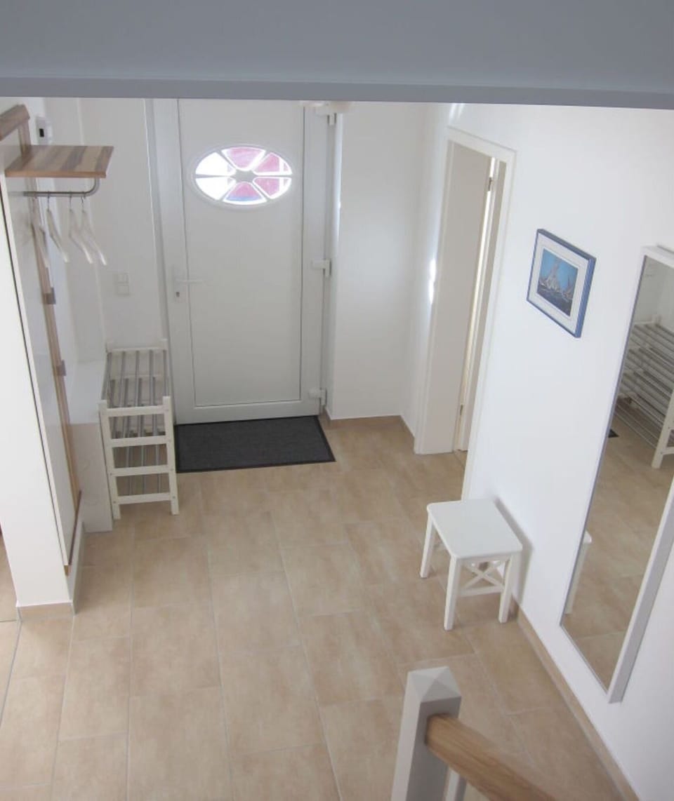Entrance / Reception