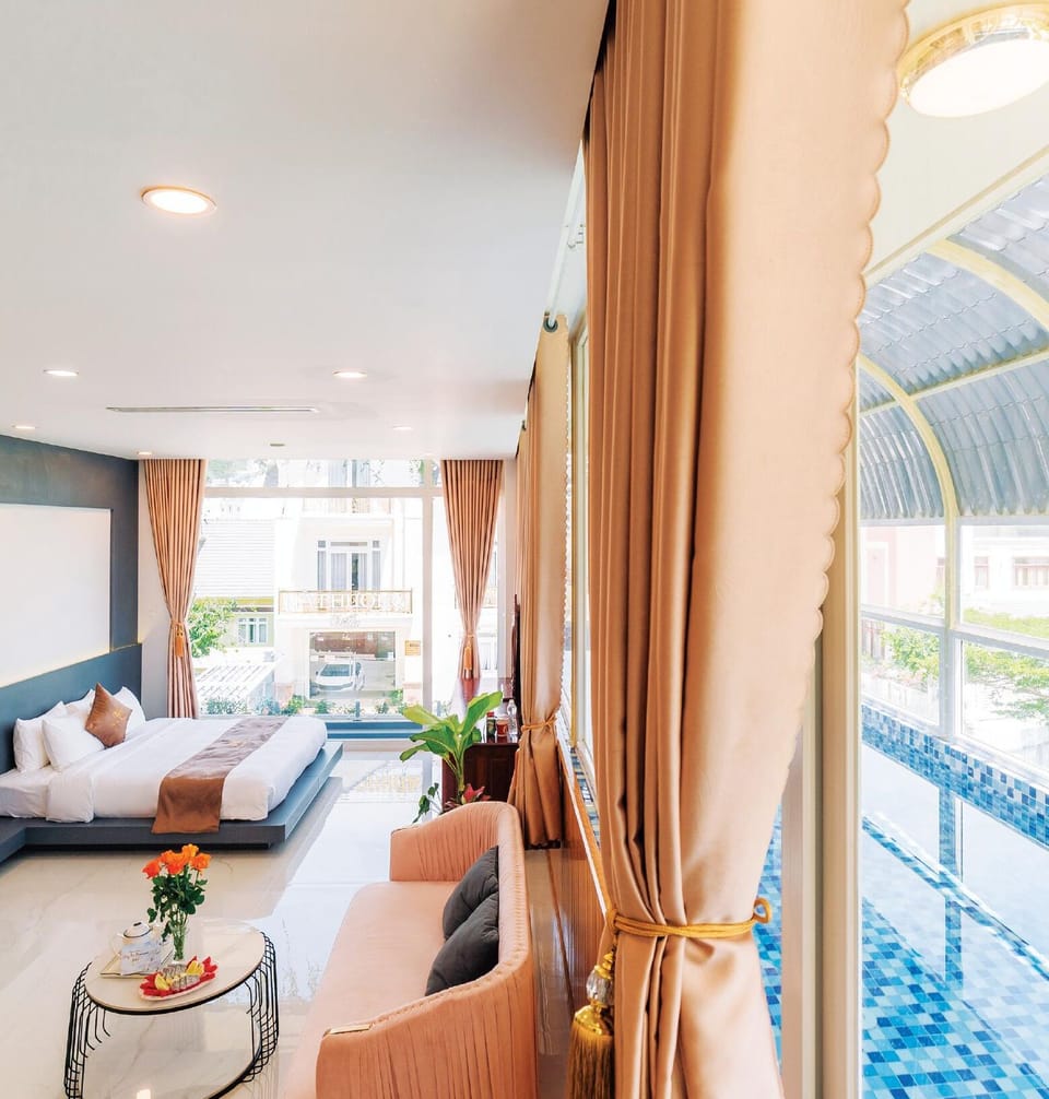 Premium Pool View Room | Egyptian cotton sheets, premium bedding, down comforters, free minibar