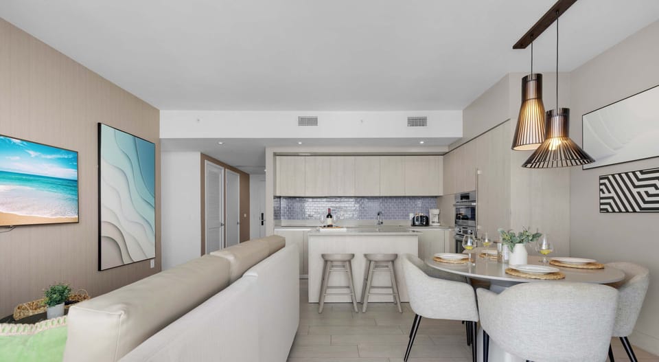 Spacious open-concept living