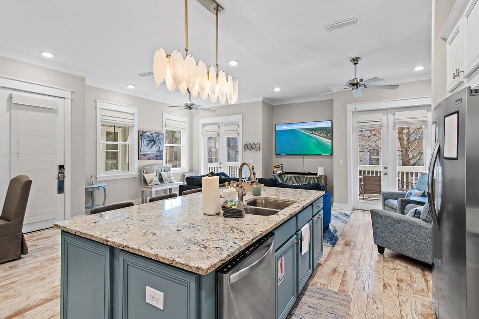 Kitchen with Island