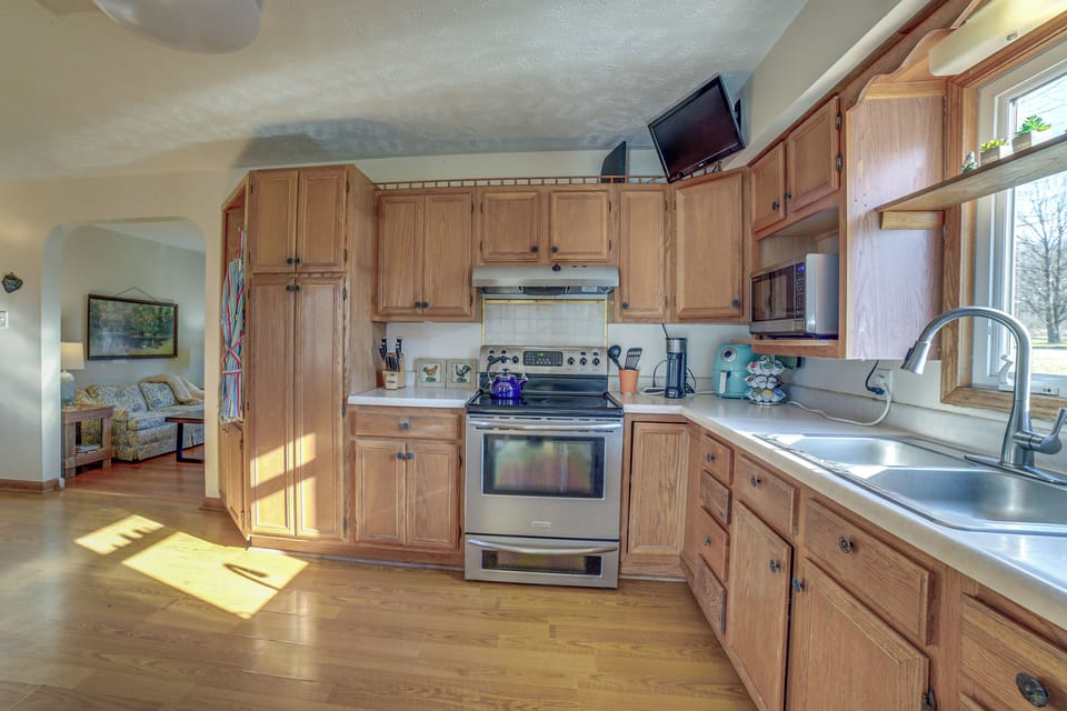 House (2 Bedrooms) | Interior