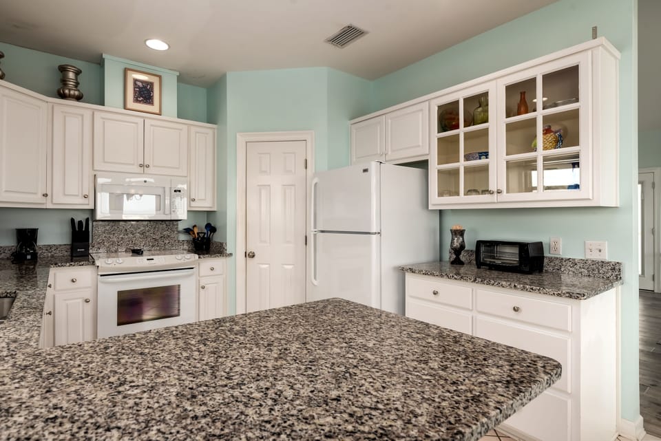 008 Fully Equipped Kitchen Casa Nova