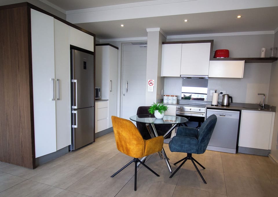 Luxury Apartment | In-room dining