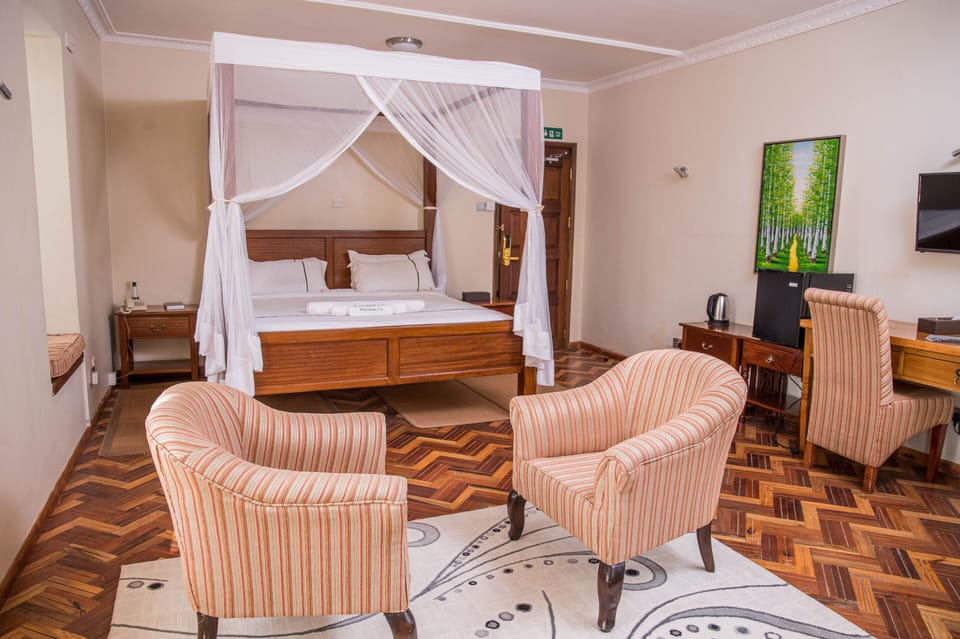 In-room safe, iron/ironing board, free WiFi, bed sheets