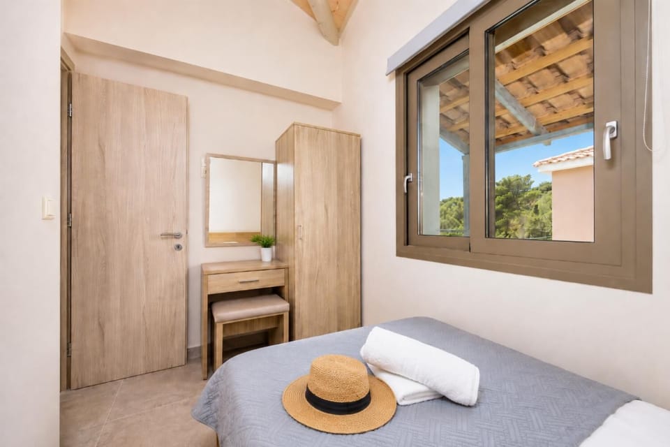Single bedroom with A/C