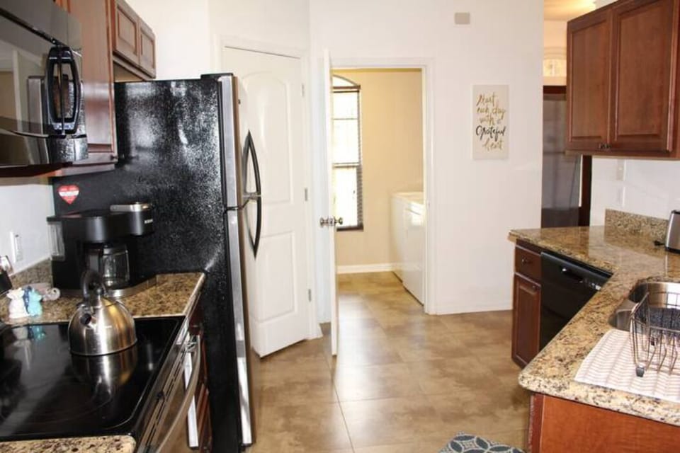 fully equipped kitchen!! All of your kitchen needs! 