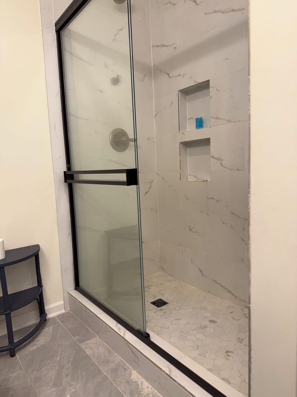 Primary shower