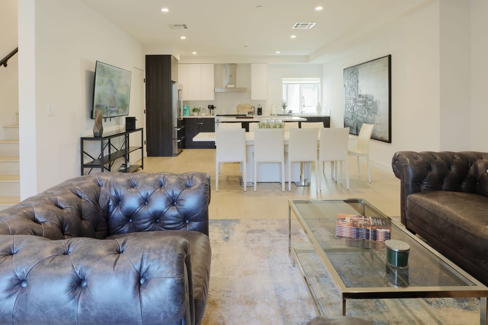 Urban sophistication for relaxation or entertainment