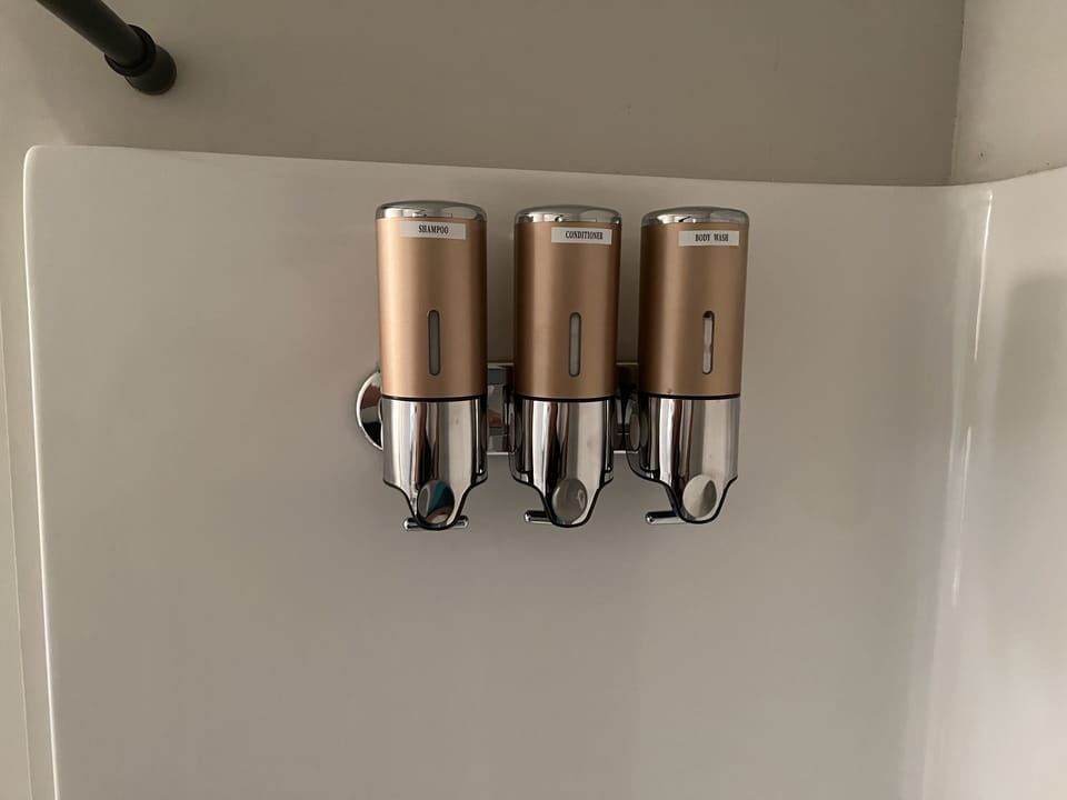 Bathroom amenities