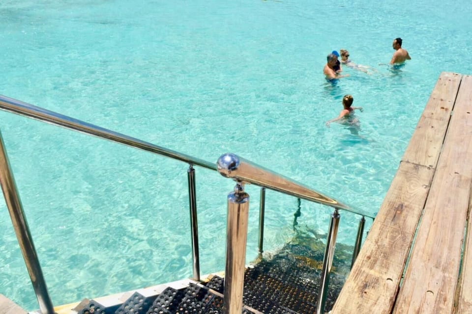 Beach is so beautiful that you can walking down from the pier to enjoy it.