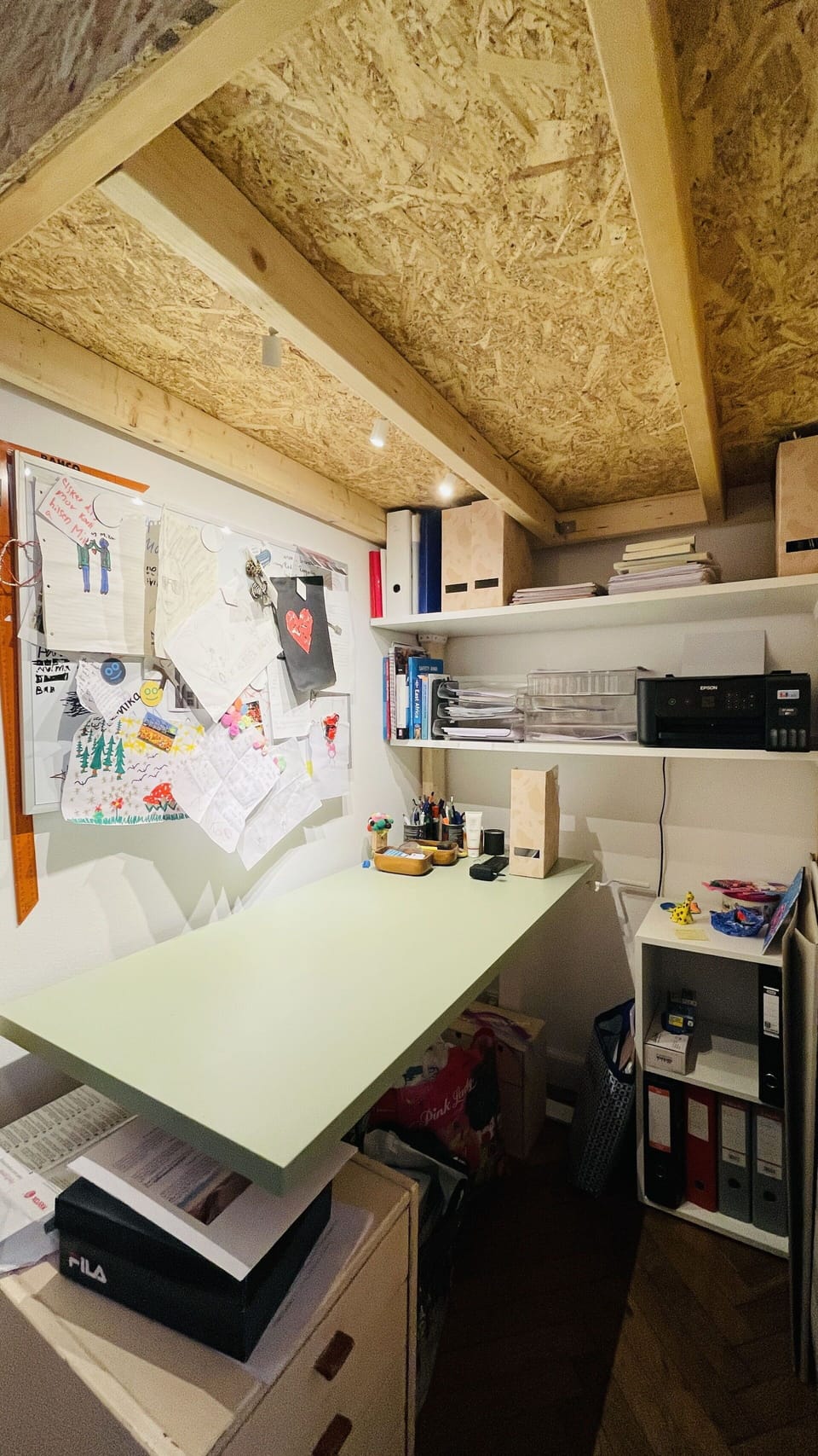 Room Detail