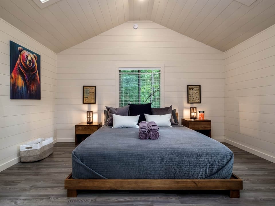 c57b81a4-4e4d-46b5-a8cf-ad1e4e799243