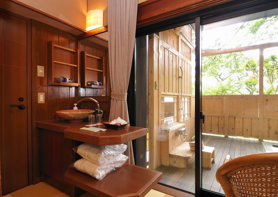 Kaiseki dinner - Breakfast and Dinner included Open-air Bath Room - Annex | Room amenity