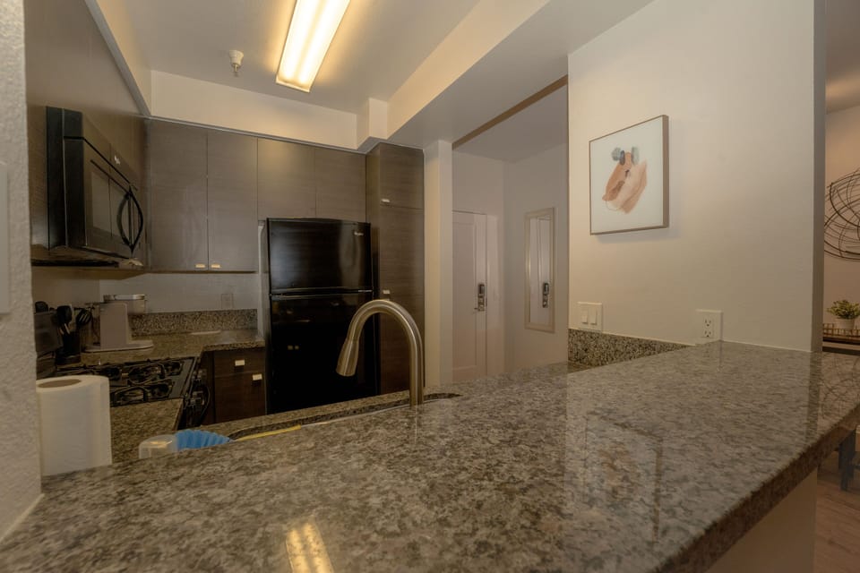 Kitchen (2)