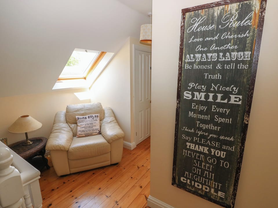 Cottage | Interior