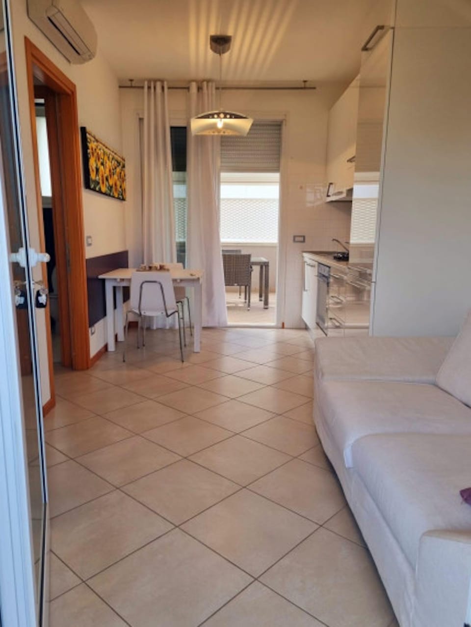 Apartment, 1 Bedroom, Balcony | Living area