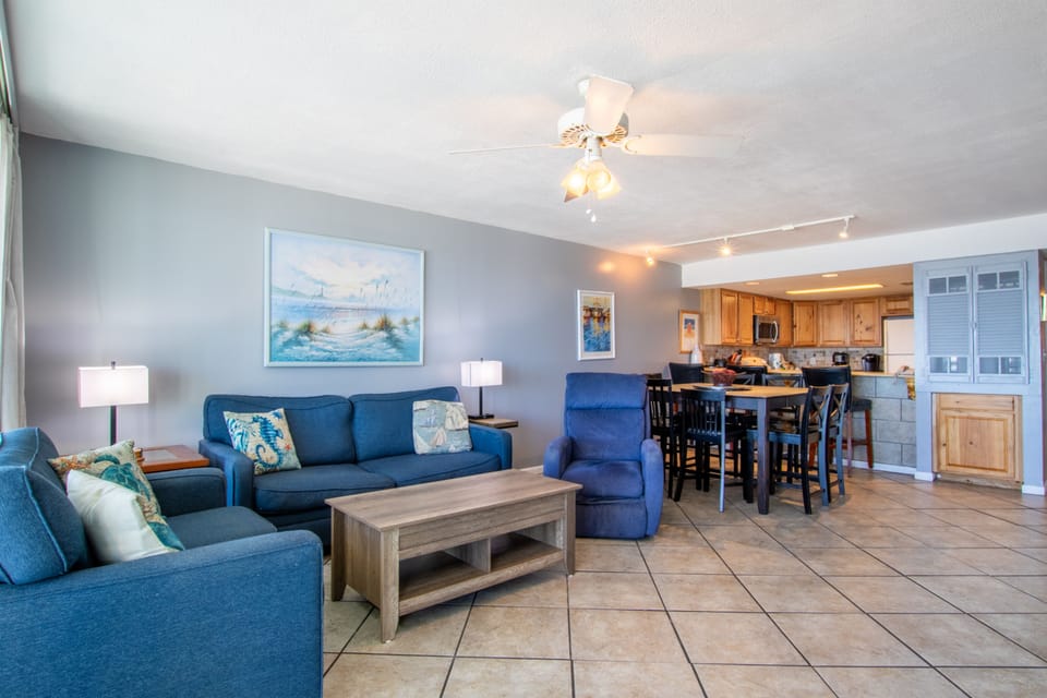 Signature Condo, 3 Bedrooms, Balcony, Beach View | Living room | Smart TV