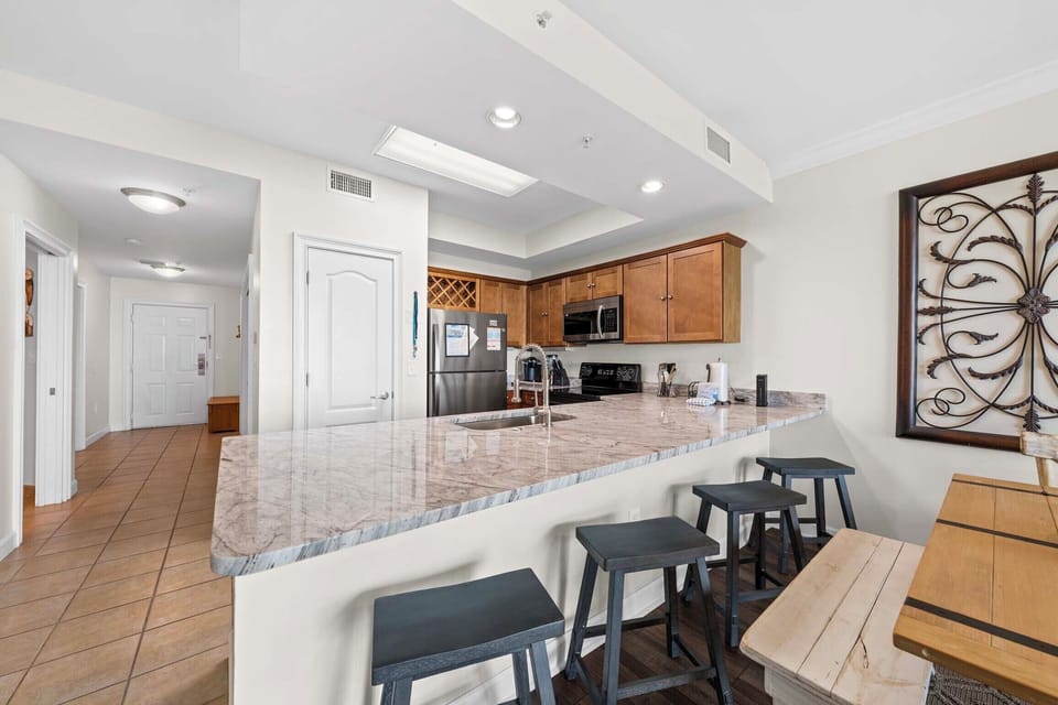 Eat-in kitchen bar seating for four