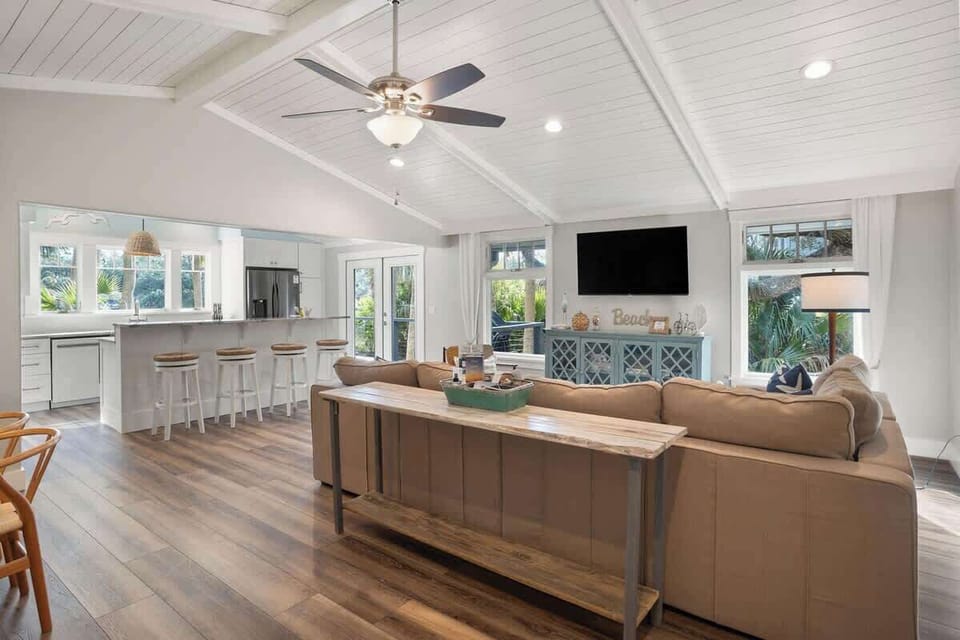 Open Concept Living Room, Dining Room, and Kitchen