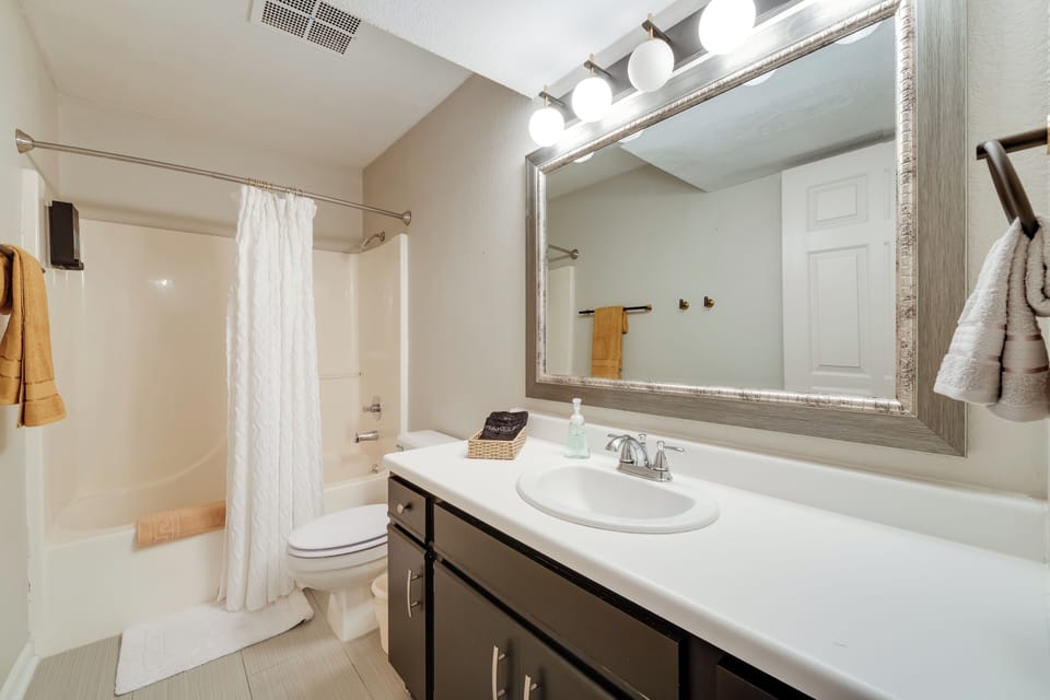 Branson Family-friendly Condo w/ Golf Package! Apartment in Branson