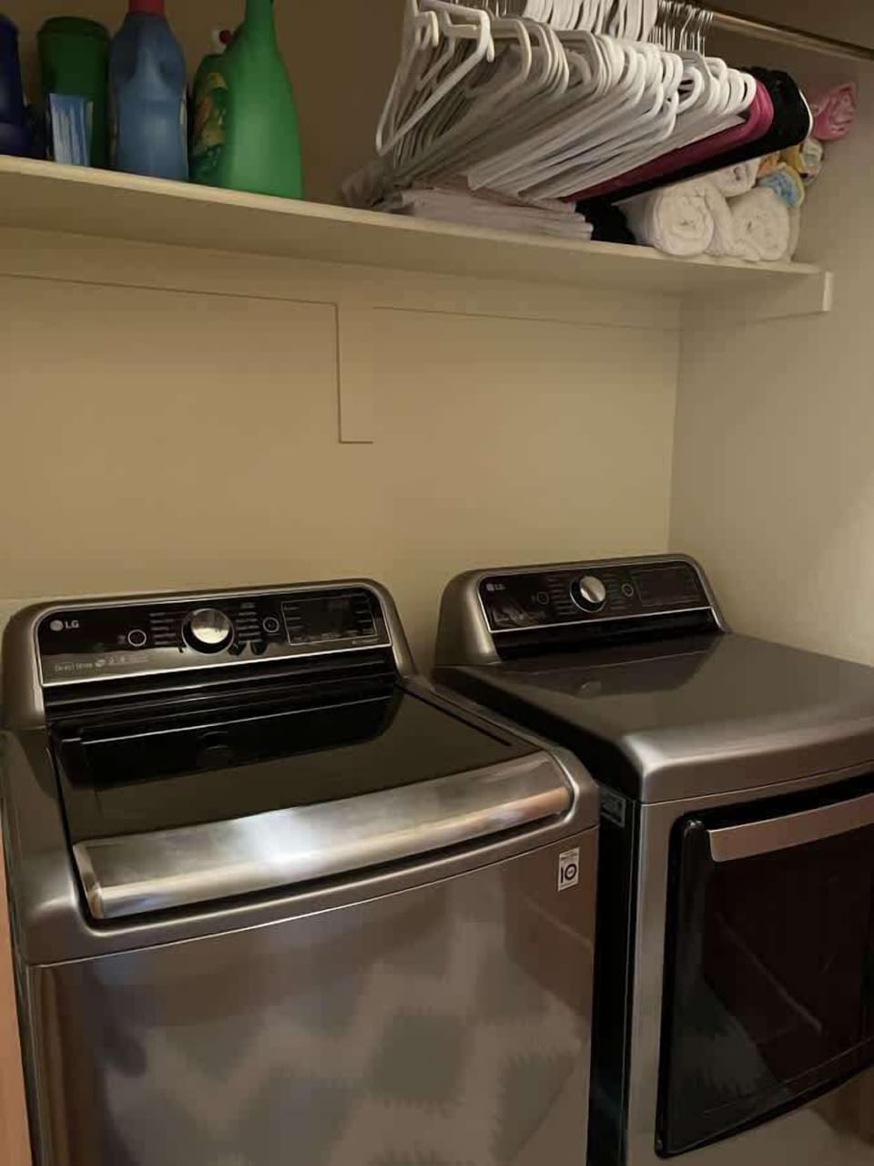 Full Size Laundry