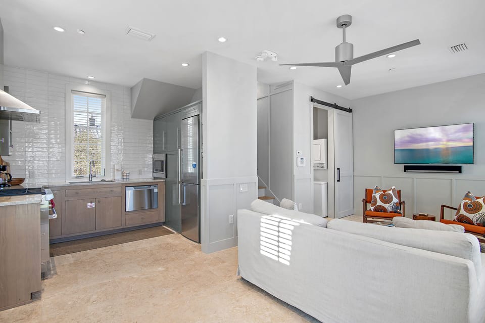 34 S. Briland Lane Carriage House - Rosemary Beach - Living/Kitchen Area