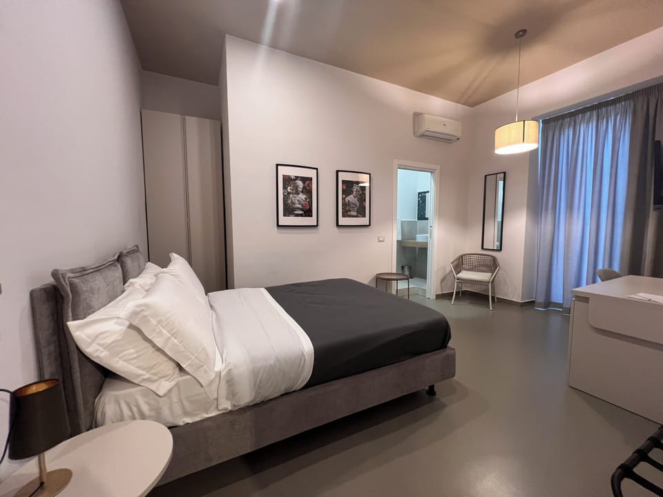 In-room safe, desk, free WiFi, bed sheets
