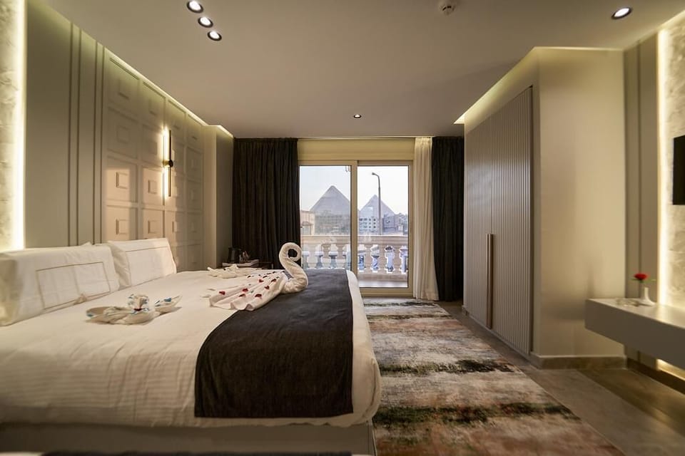 Deluxe Double Room, 1 Bedroom | Soundproofing, free WiFi, bed sheets