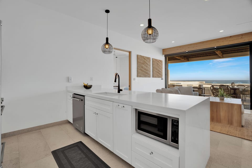Premium Condo | In-room dining