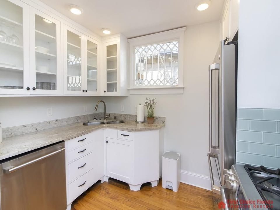 50 St. Francis Street - Kitchen