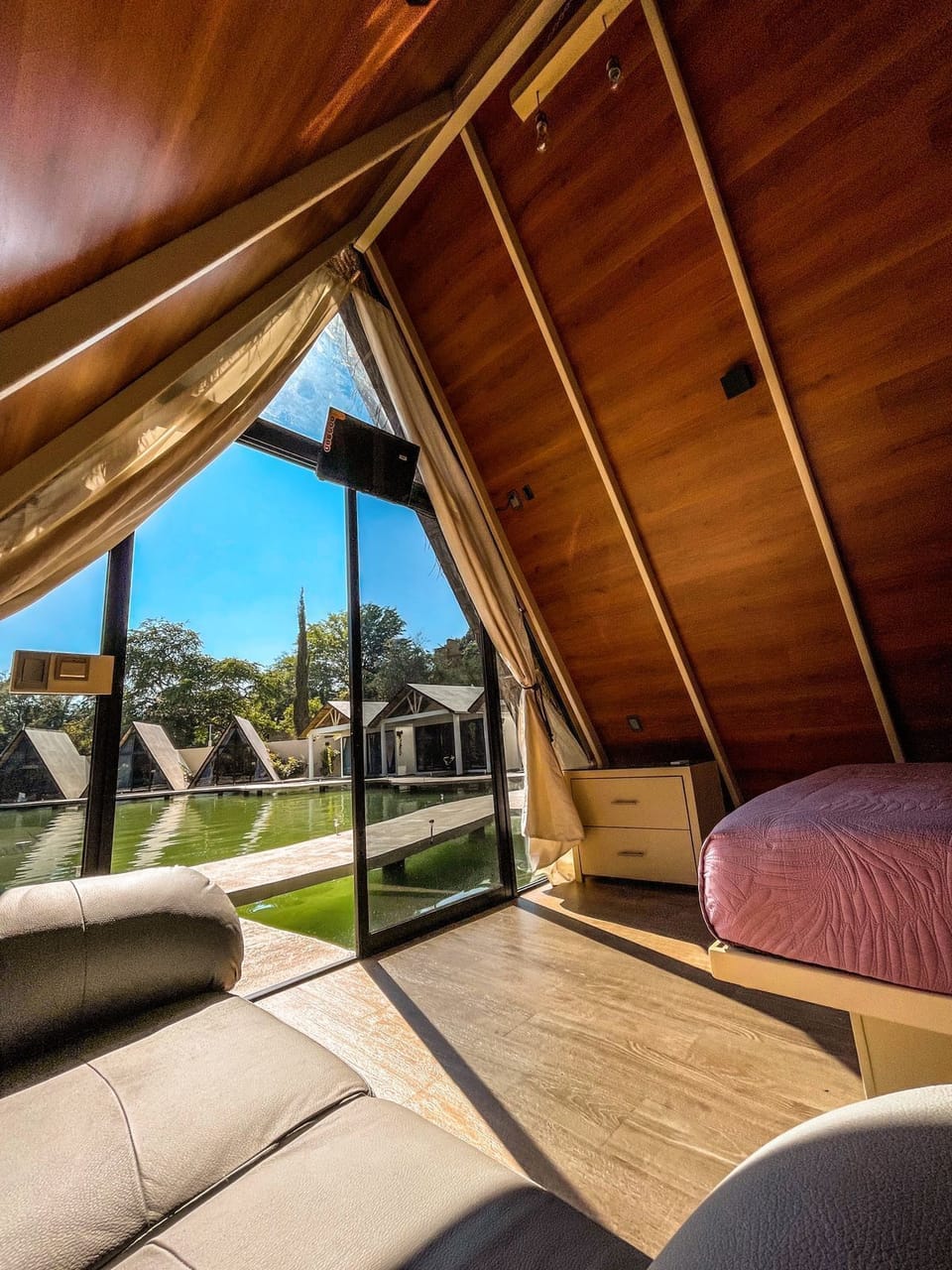 Deluxe Room | 1 bedroom, free WiFi, bed sheets