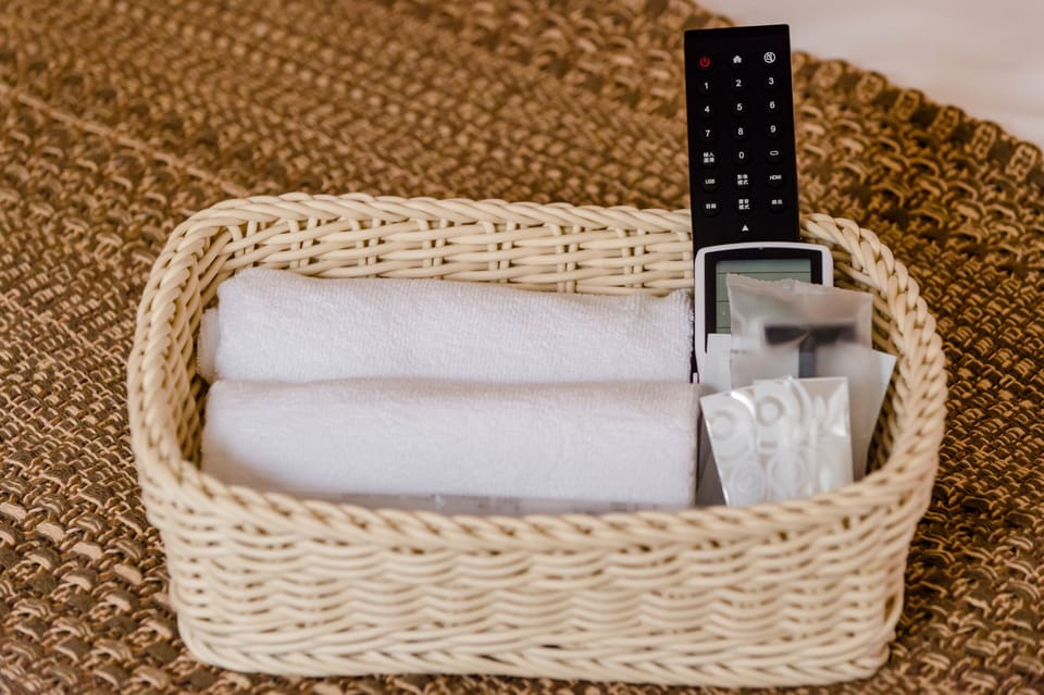 Standard Double Room | Free WiFi, bed sheets