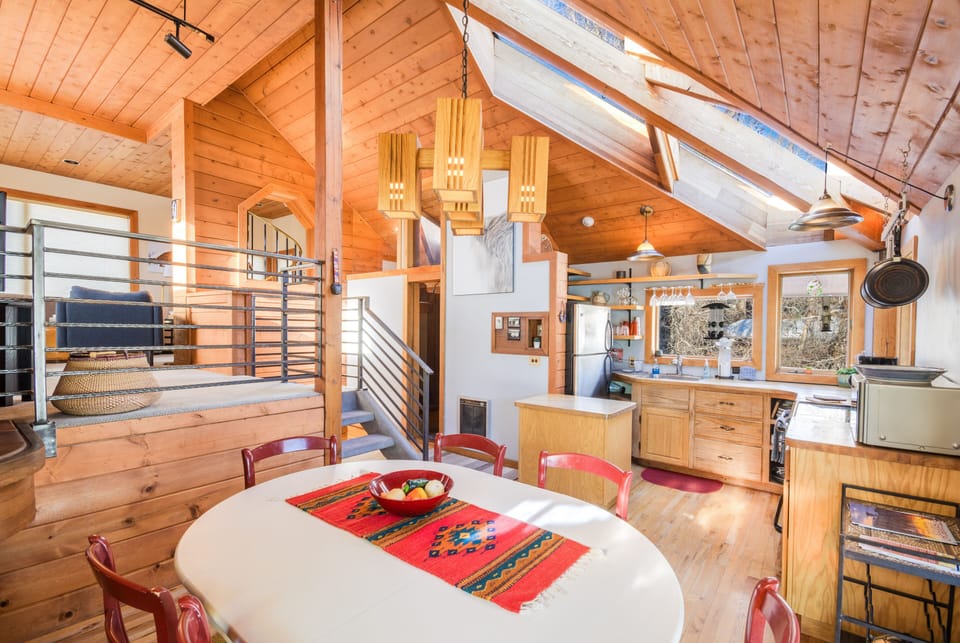 Welcome to this one of a kind cabin along the creek!