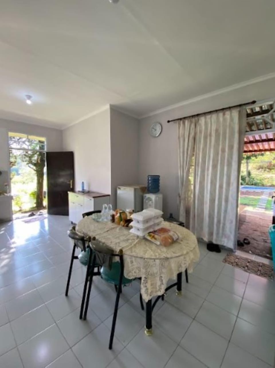 Villa | In-room dining