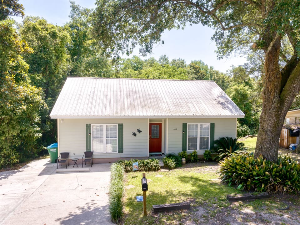 Turtle Cove Cottage