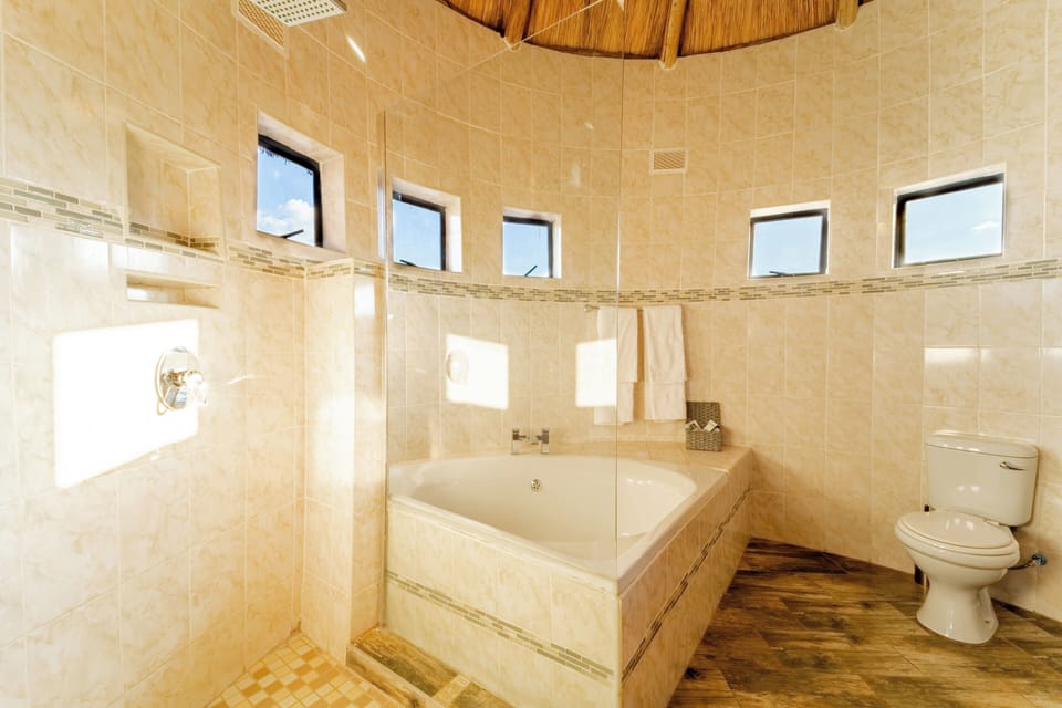 Separate tub and shower, deep soaking tub, free toiletries, hair dryer