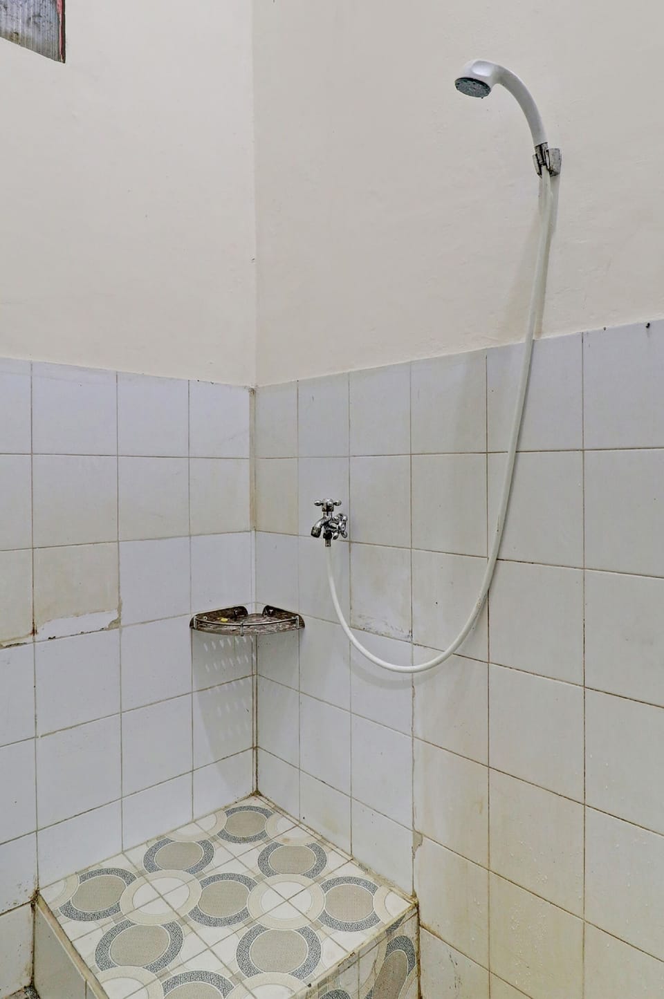 Deluxe Double Room | Bathroom | Shower, towels