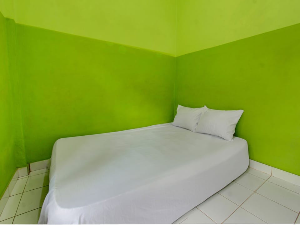 Standard Double Room | WiFi (free), bed sheets