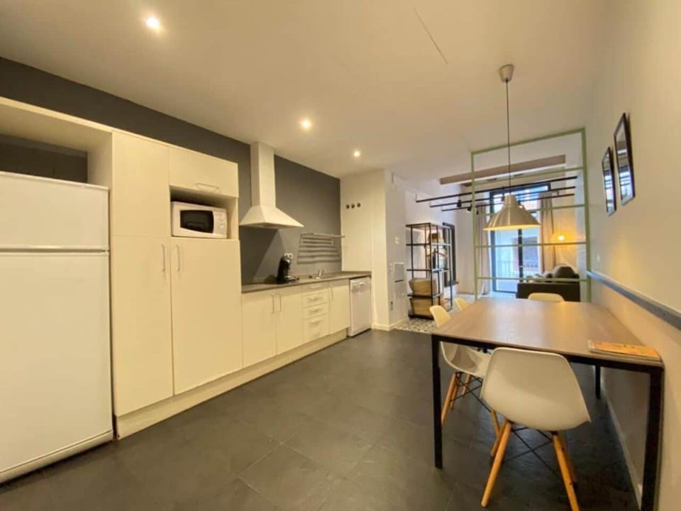 Studio | Private kitchen | Full-size fridge, microwave, stovetop, dishwasher