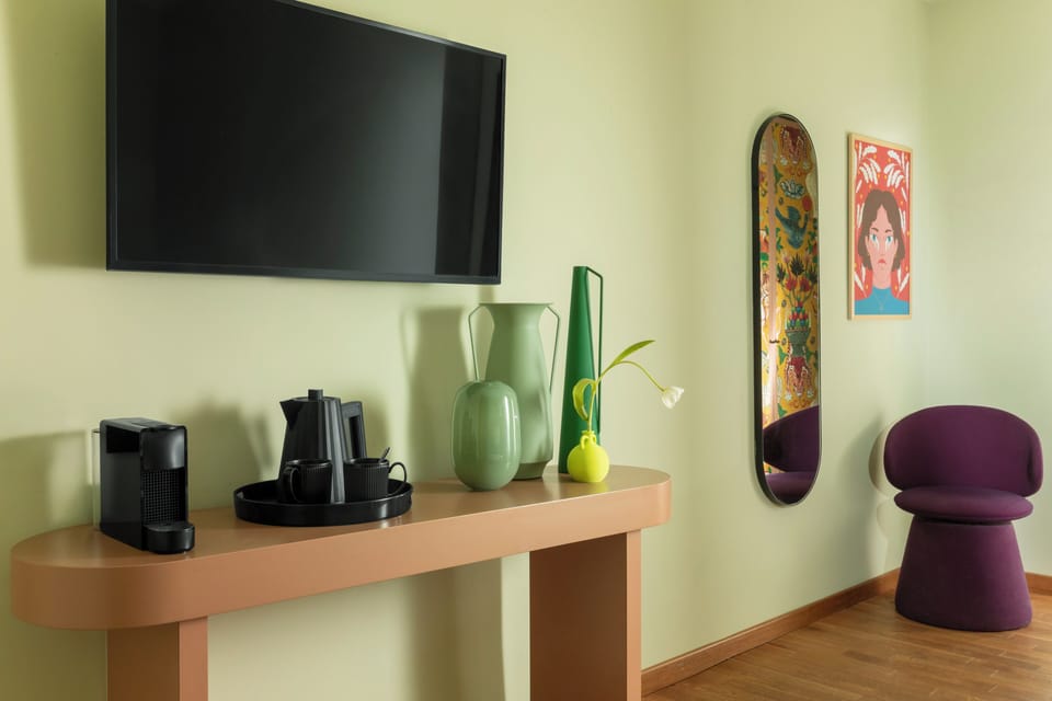 Deluxe Double or Twin Room, Annex Building | Desk, blackout drapes, free WiFi, bed sheets