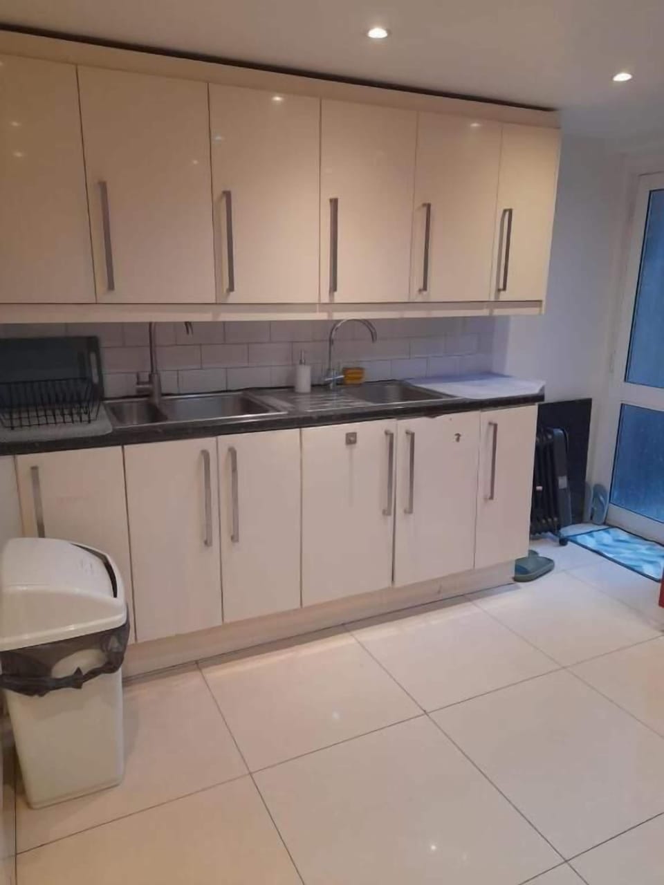 Standard King Room | Private kitchenette