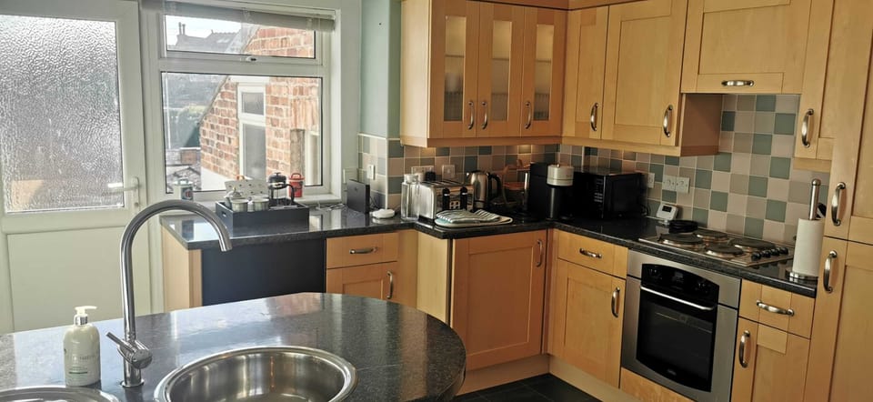 Flat 2 Kitchen